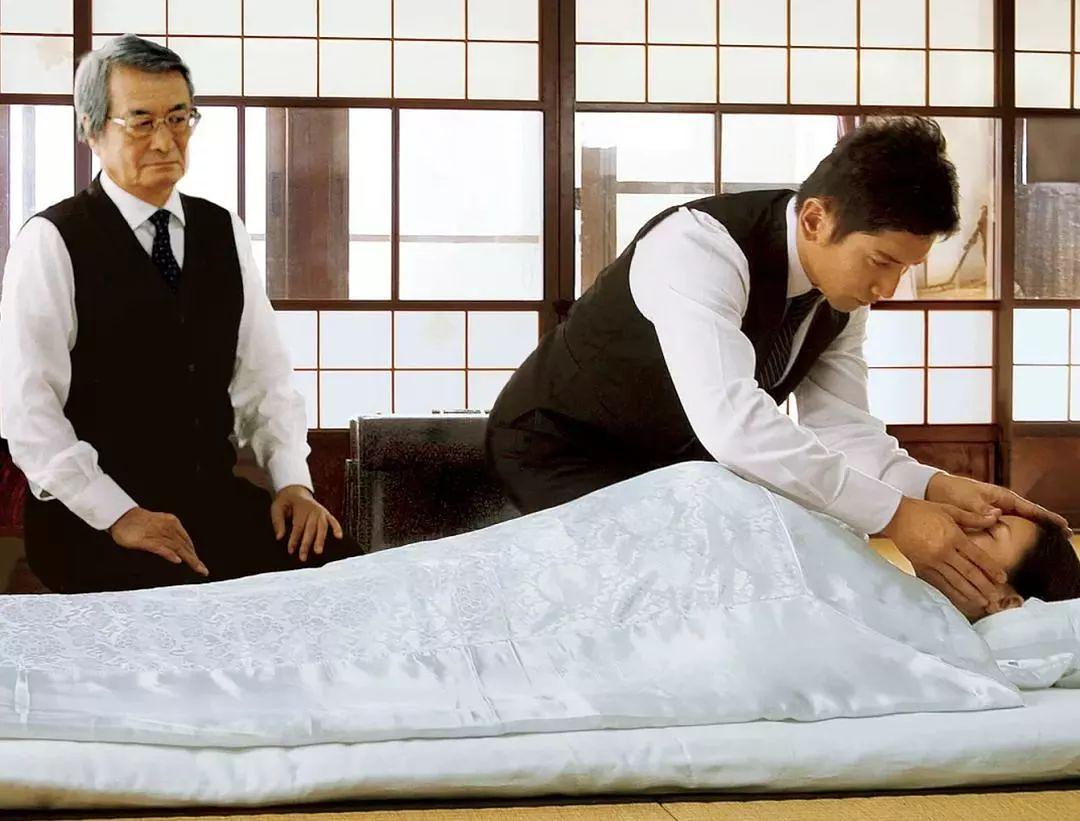 1675412887969287.jpg 入殓.jpg